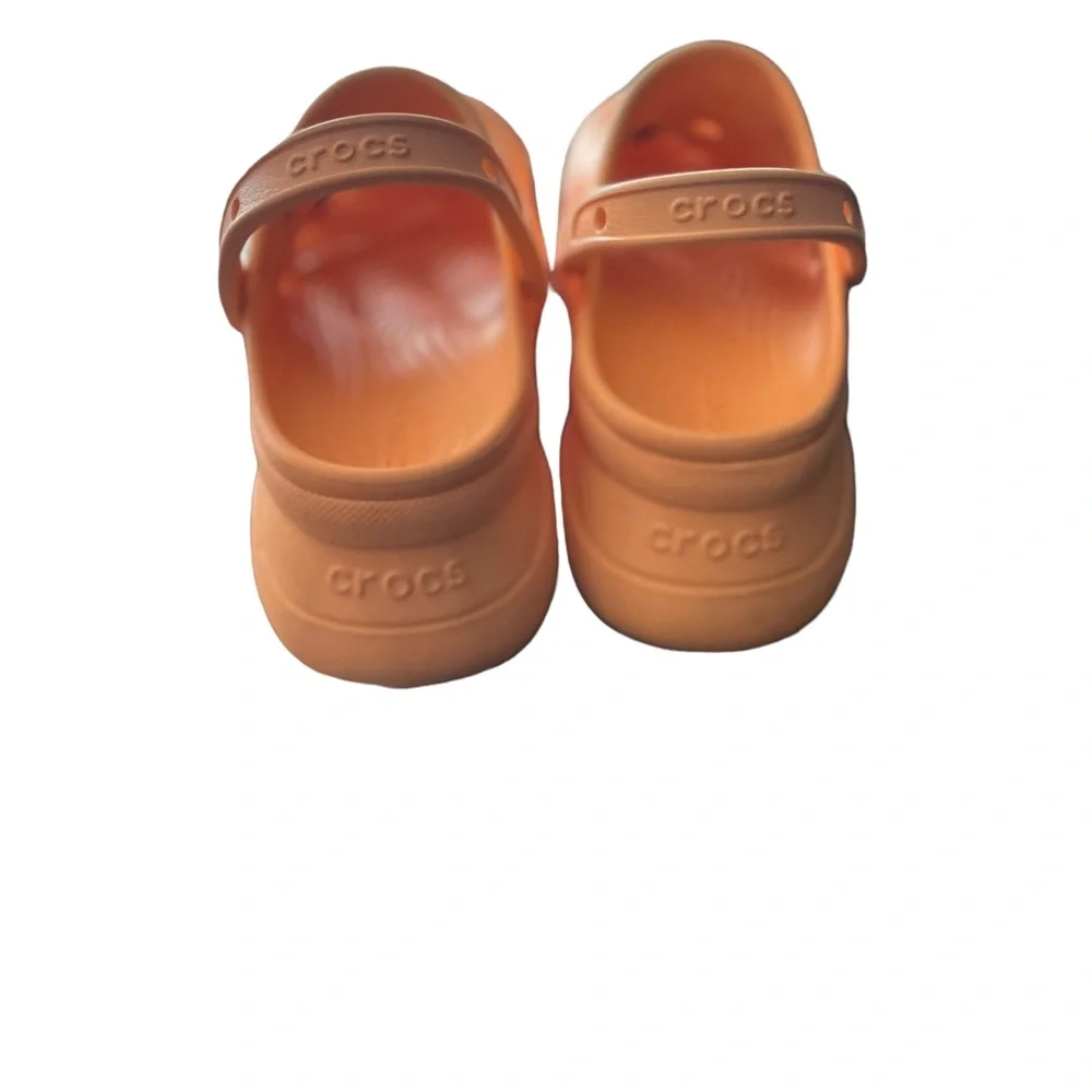 🍊 Classic Bae Clog - Size 9 women’s